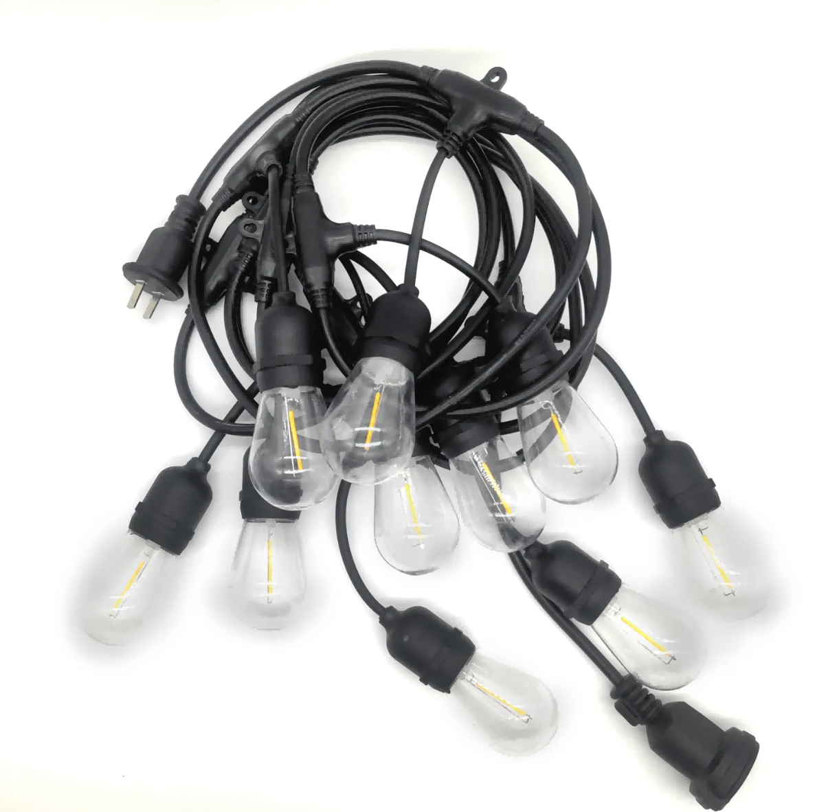 Outdoor bulb string lights with clear bulbs